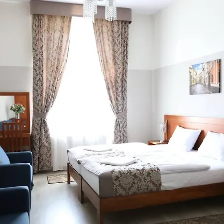 Апарт-отель Garden Palace 3*