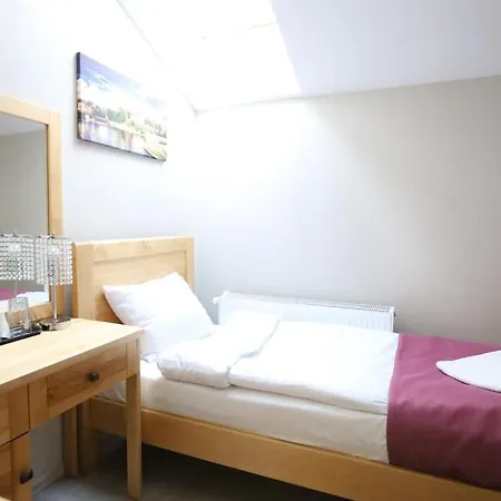 Garden Palace Aparthotel 3*