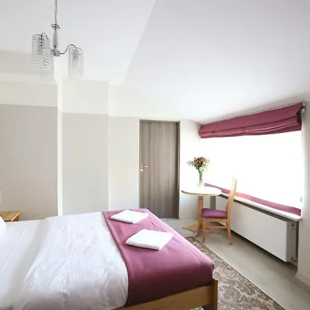 Garden Palace 3* Краков