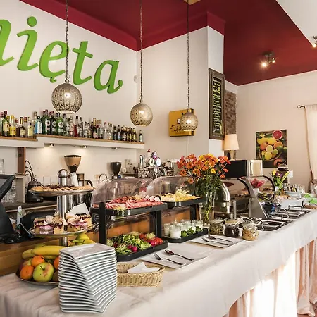 Garden Palace Aparthotel