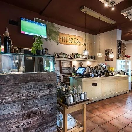 Garden Palace Aparthotel