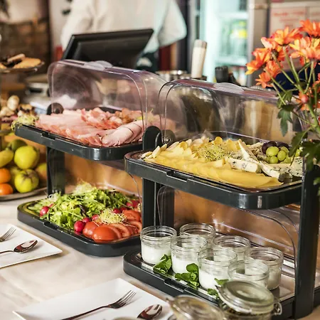 Апарт-отель Garden Palace 3*