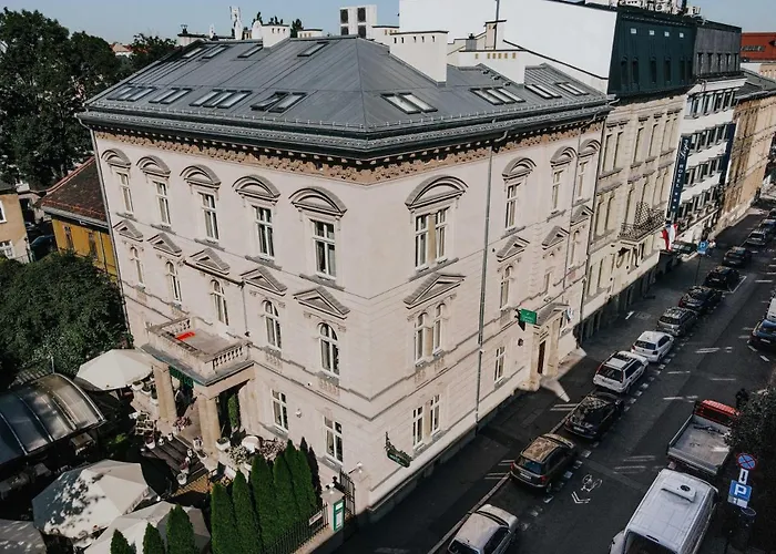 Garden Palace 아파트호텔