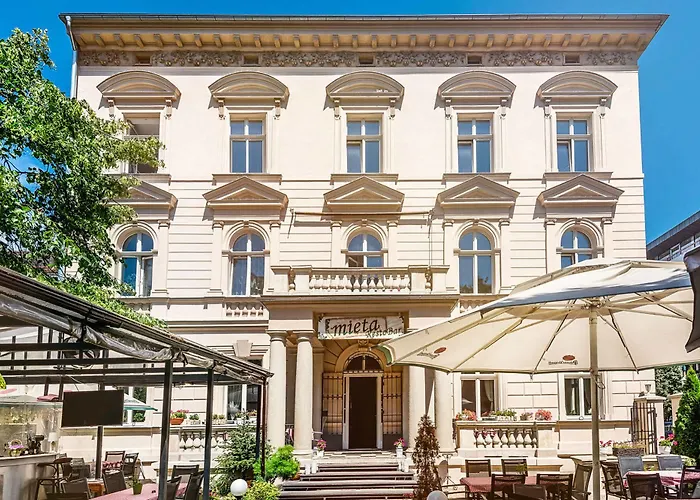 Garden Palace 아파트호텔 3*