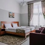 Garden Palace Aparthotel